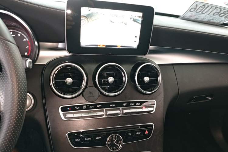 Used Mercedes-Benz C-Class 2017 Restyled C 180 L Fashion Edition Sport Version Audio And AC Panel
