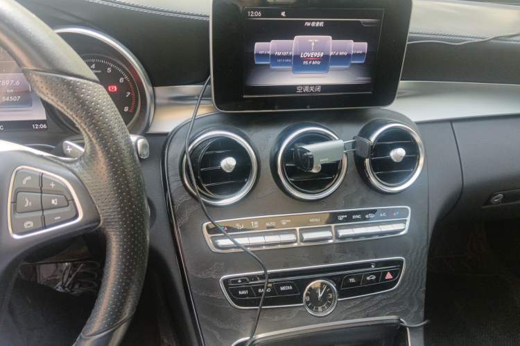 Used Mercedes-Benz C-Class 2017 C 200 L Sport Edition Audio And AC Panel