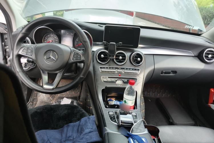 Used Mercedes-Benz C-Class 2017 Restyled C 180 L Fashion Edition Sport Version Center Console