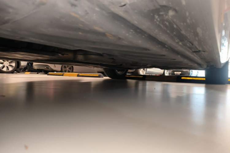Used Mercedes-Benz C-Class 2017 C 200 L Sport Edition Chassis Front Left