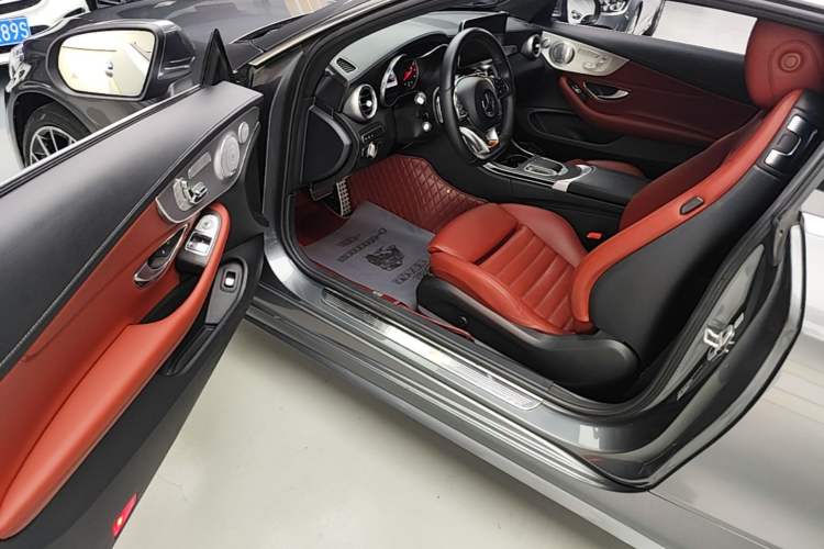 Used Mercedes-Benz C-Class 2017 C 300 Coupe Driver Seat