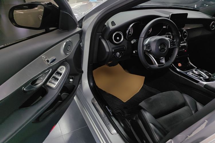 Used Mercedes-Benz C-Class 2017 Restyled C 200 Sport Edition Driver Seat