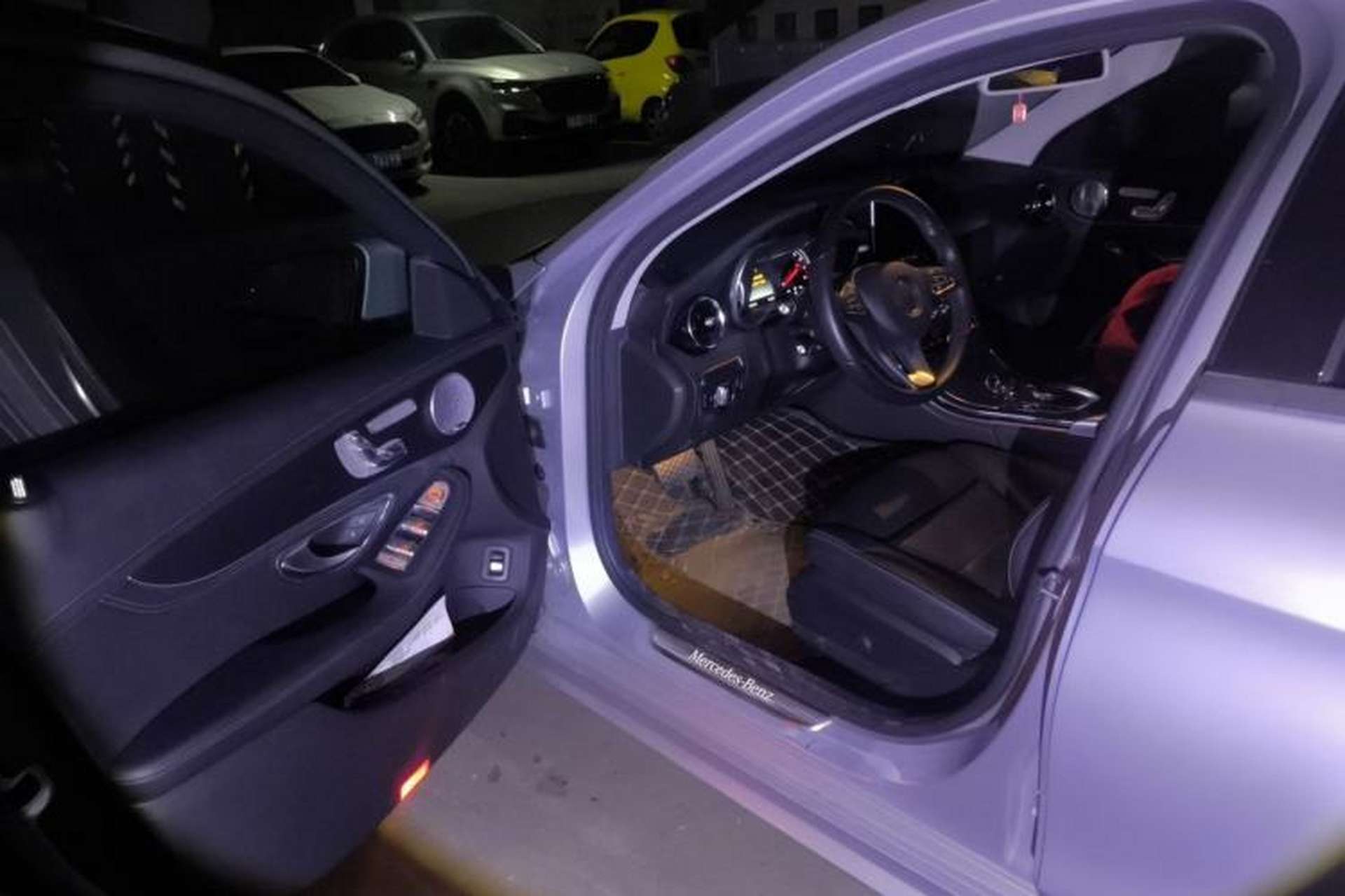 Used Mercedes-Benz C-Class 2017 C 200 L 4MATIC Sport Edition Driver Seat