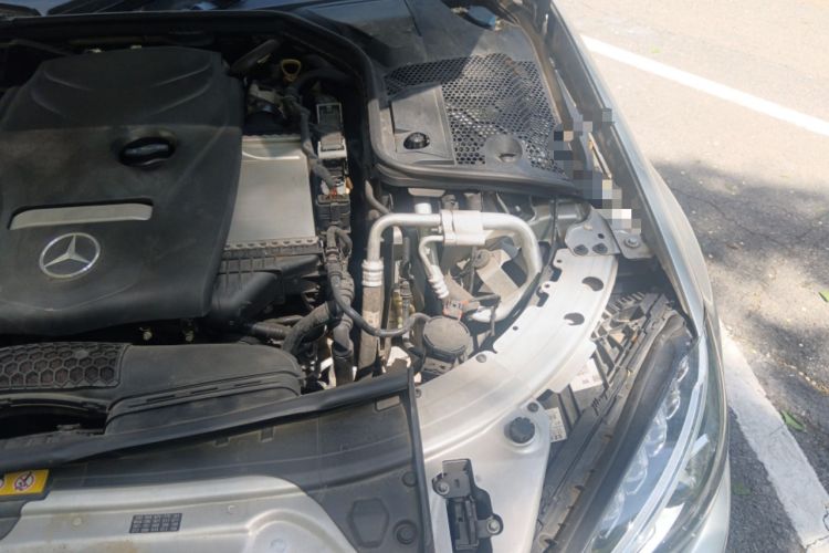 Used Mercedes-Benz C-Class 2017 C 200 L Sport Edition Engine Bay Left