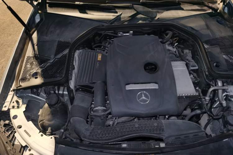 Used Mercedes-Benz C-Class 2017 Facelift C 200 Sport Edition 4MATIC Engine Bay Right