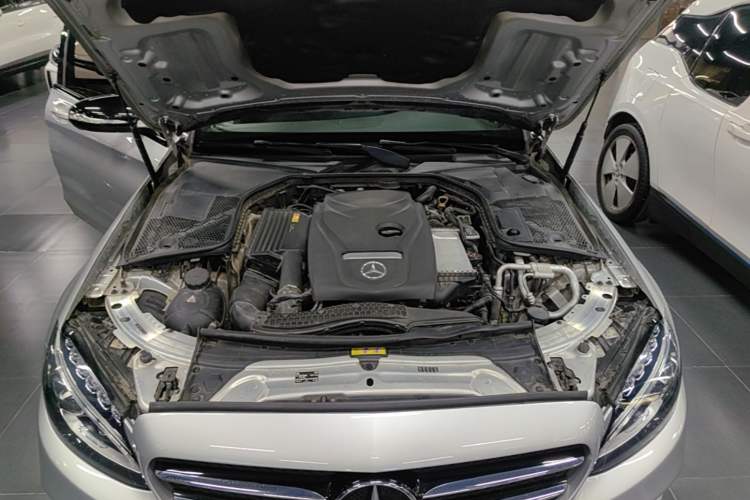 Used Mercedes-Benz C-Class 2017 Restyled C 200 Sport Edition Engine Bay