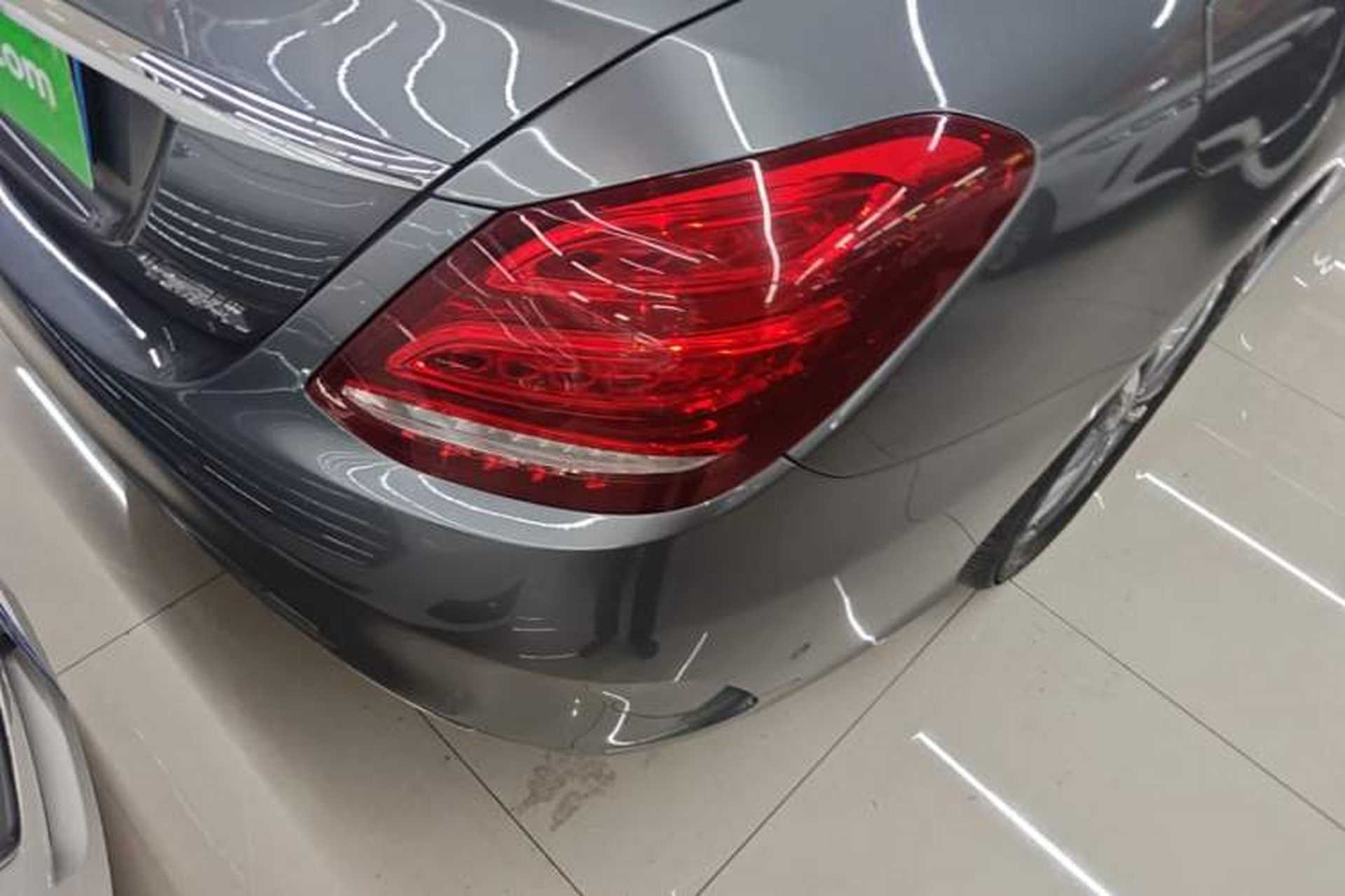 Used Mercedes-Benz C-Class 2017 Facelift C 200 L Sport Edition Exterior 3