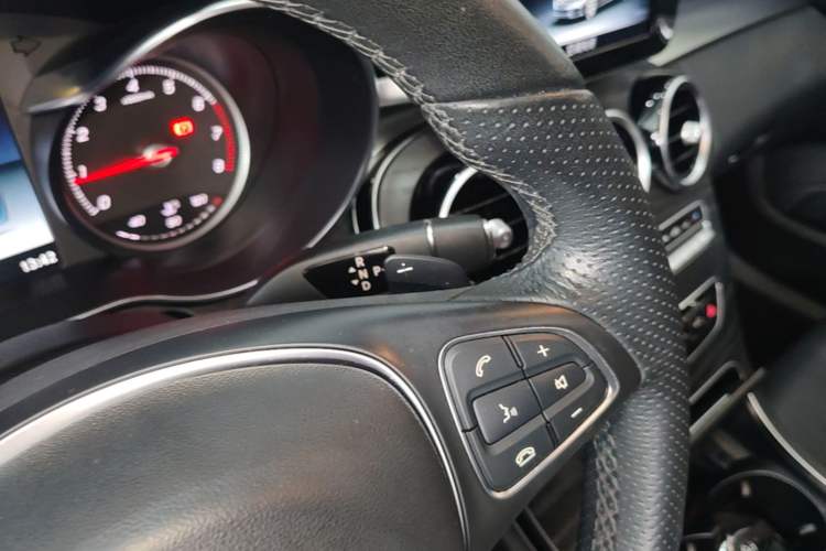 Used Mercedes-Benz C-Class 2017 Restyled C 180 L Fashion Edition Sport Version Gear Lever