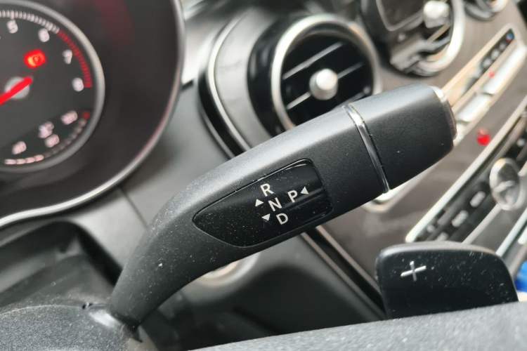 Used Mercedes-Benz C-Class 2017 Restyled C 180 L Fashion Edition Sport Version Gear Lever