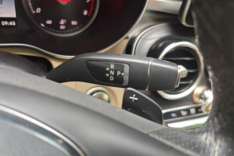Used Mercedes-Benz C-Class 2017 Restyled C 180 L Fashion Edition Sport Version Gear Lever