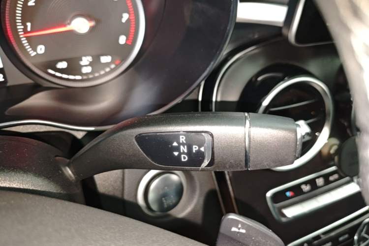 Used Mercedes-Benz C-Class 2017 Restyled C 180 L Fashion Edition Sport Version Gear Lever