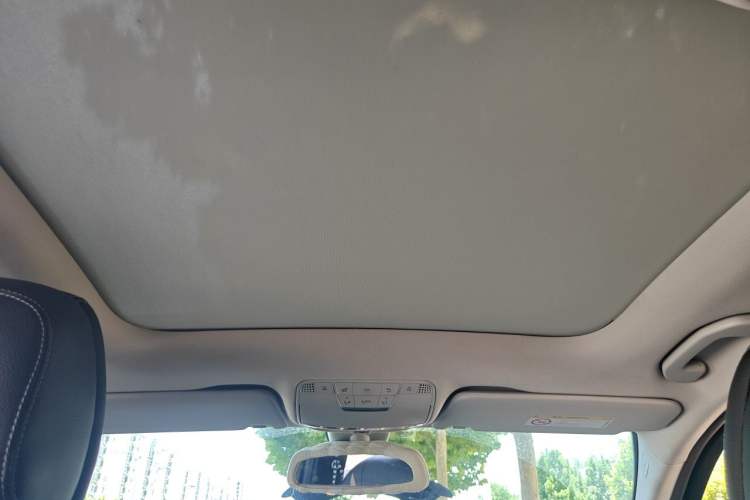 Used Mercedes-Benz C-Class 2017 C 200 L Sport Edition Headliner