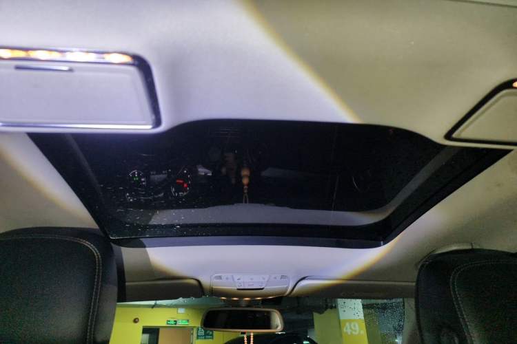 Used Mercedes-Benz C-Class 2017 Facelift C 200 L Sport Edition Headliner