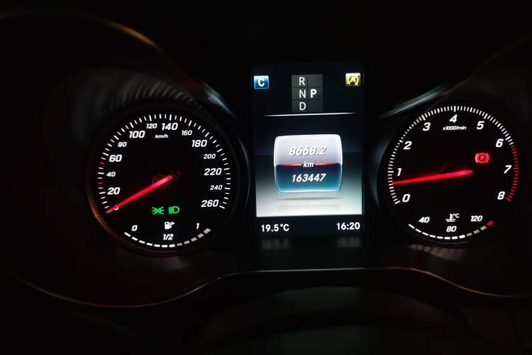 Used Mercedes-Benz C-Class 2017 C 180 L Sport Edition Instrument Cluster