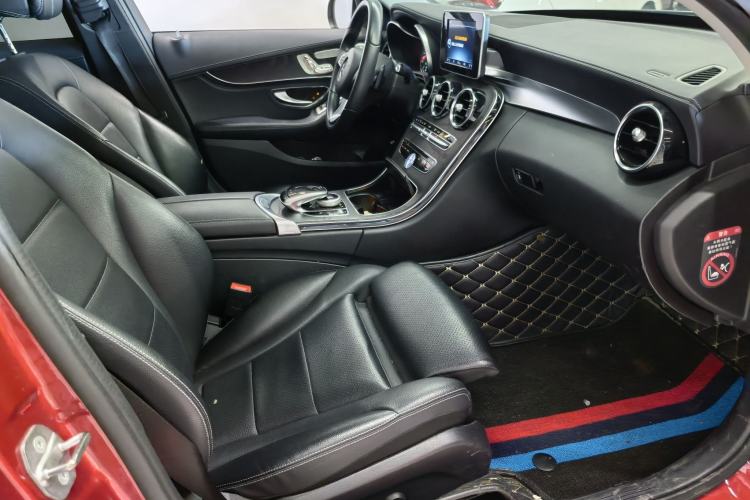 Used Mercedes-Benz C-Class 2017 C 200 L 4MATIC Sport Edition Interior 10
