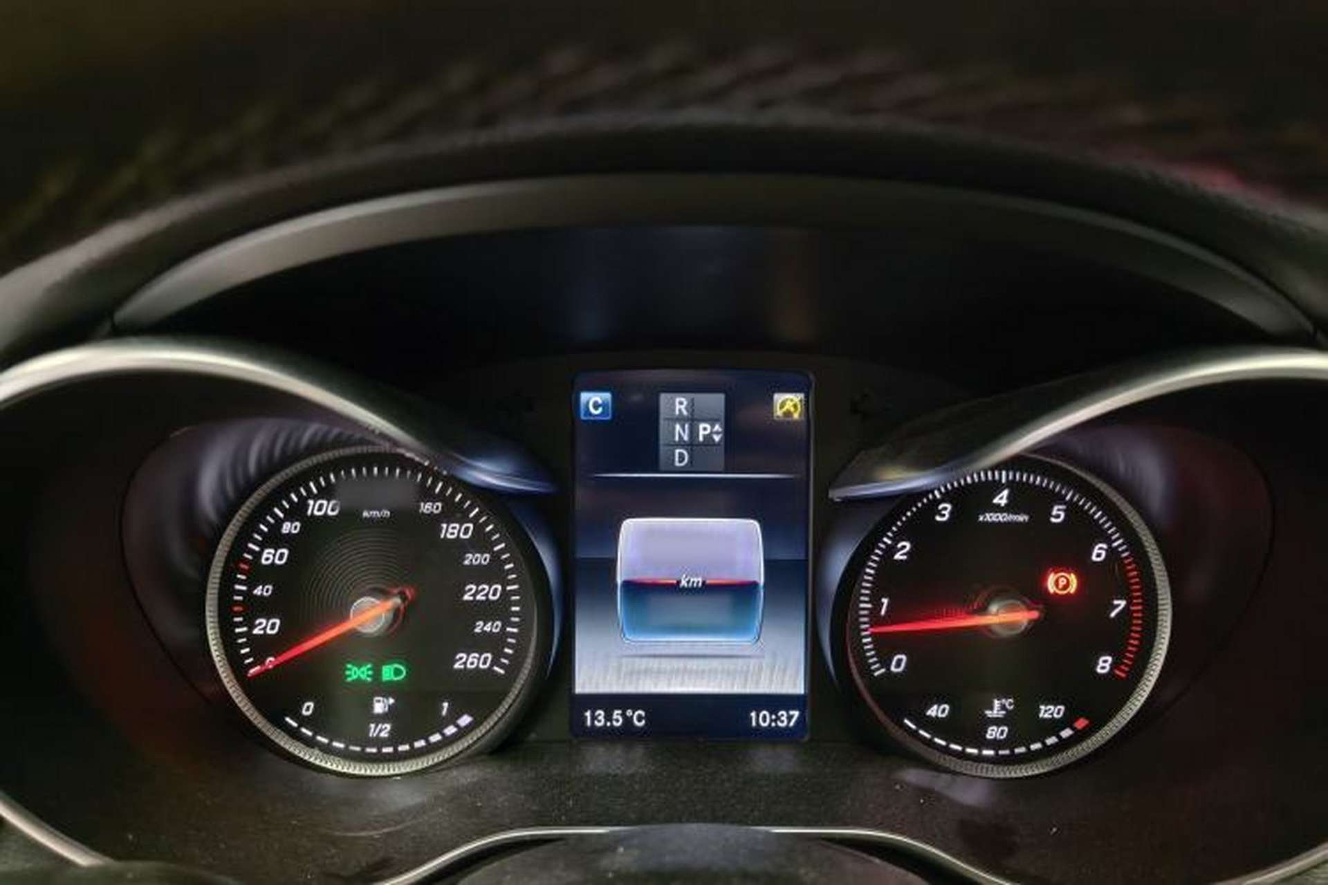 Used Mercedes-Benz C-Class 2017 C 200 L 4MATIC Sport Edition Interior 4