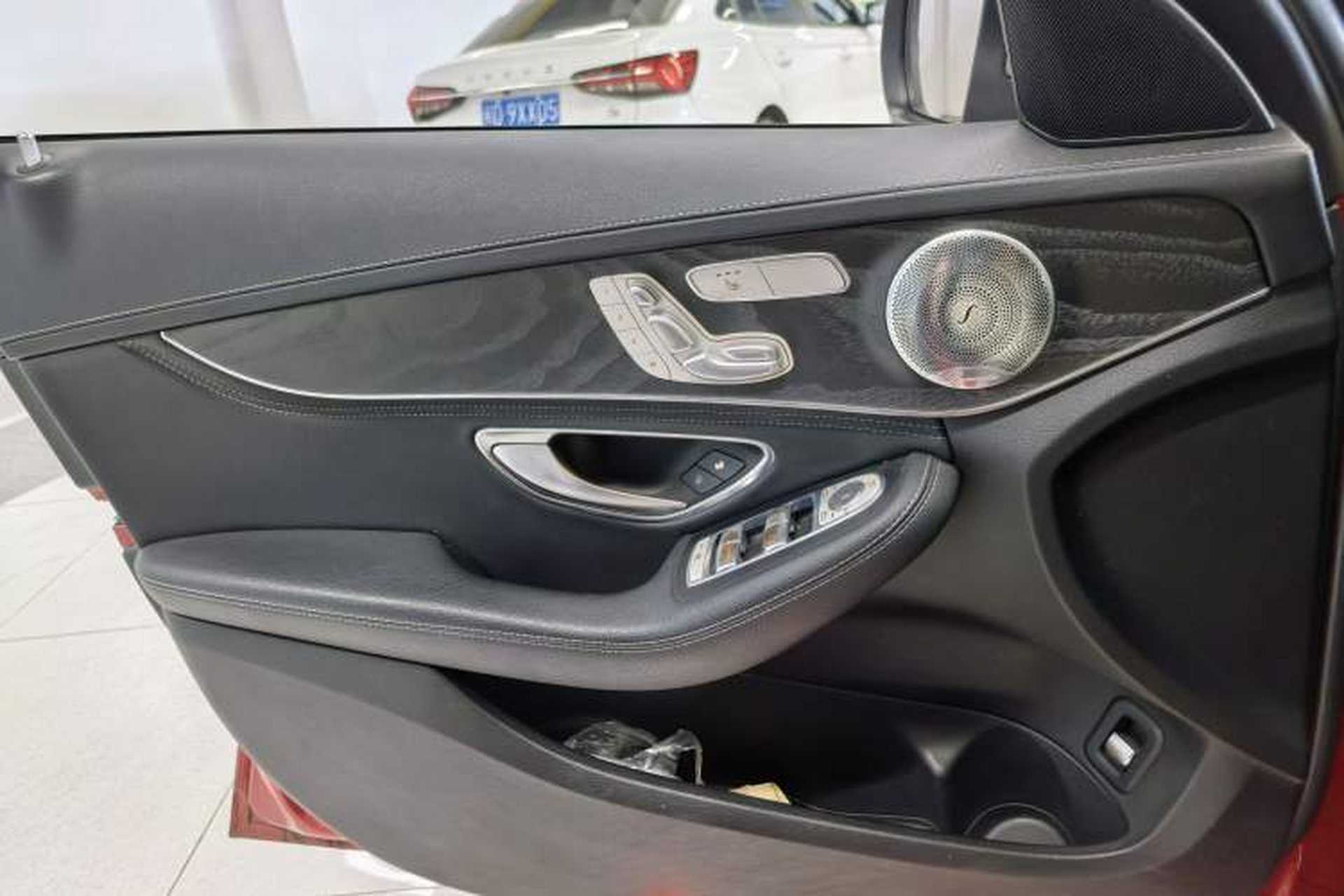 Used Mercedes-Benz C-Class 2017 C 200 L 4MATIC Sport Edition Interior 9