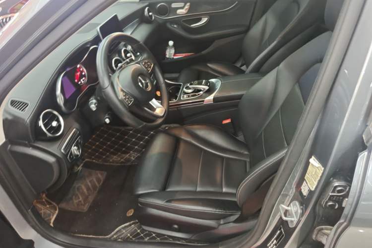 Used Mercedes-Benz C-Class 2017 Facelift C 200 L Sport Edition Left Front Seat