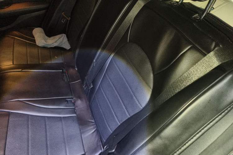 Used Mercedes-Benz C-Class 2017 Facelift C 200 L Sport Edition Left Rear Seat