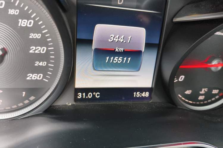 Used Mercedes-Benz C-Class 2017 Restyled C 180 L Fashion Edition Sport Version Odometer Close Up