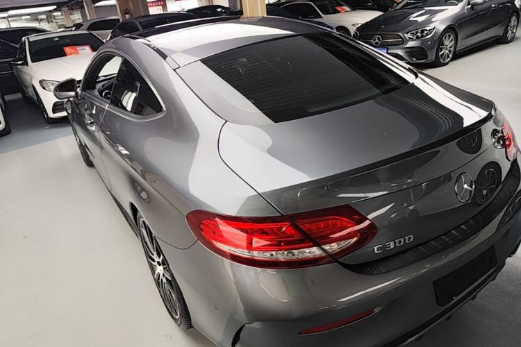 Used Mercedes-Benz C-Class 2017 C 300 Coupe Rear Left 45 Deg