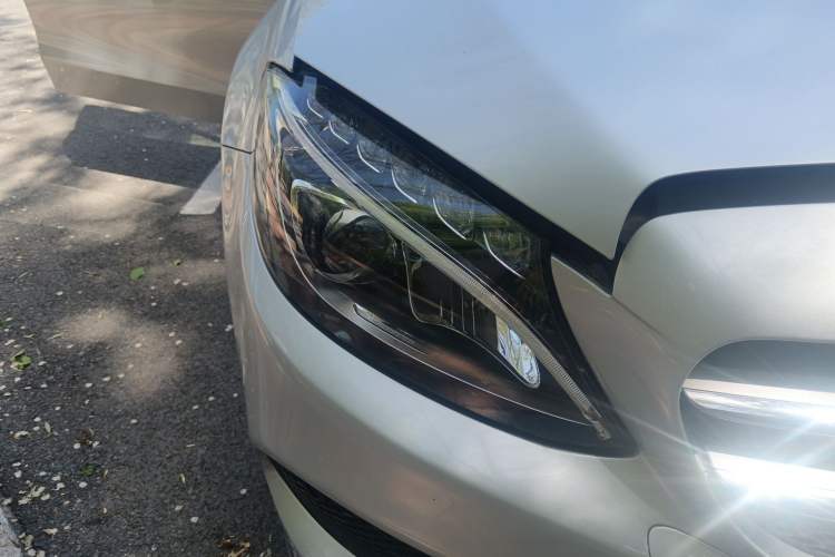 Used Mercedes-Benz C-Class 2017 C 200 L Sport Edition Right Front Headlight