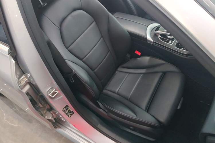 Used Mercedes-Benz C-Class 2017 Restyled C 180 L Fashion Edition Sport Version Right Front Seat