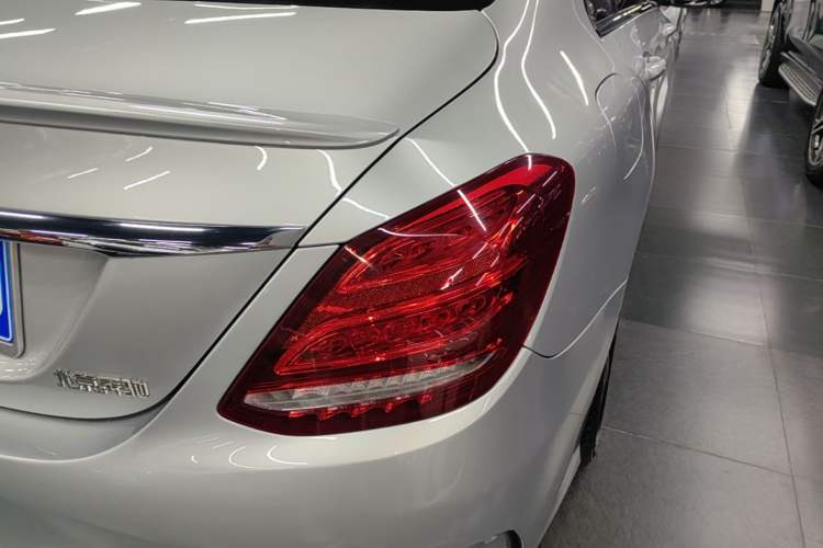 Used Mercedes-Benz C-Class 2017 Restyled C 200 Sport Edition Right Rear Taillight