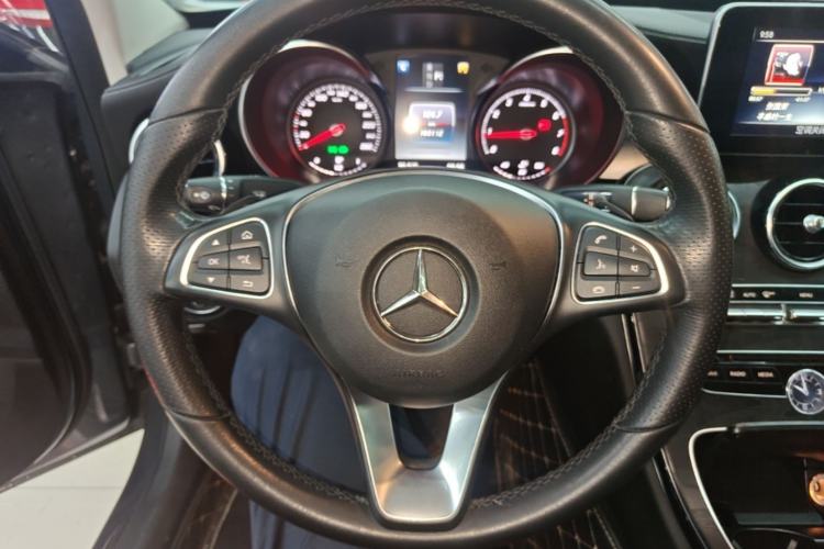 Used Mercedes-Benz C-Class 2017 Facelift C 200 L Sport Edition Steering Wheel