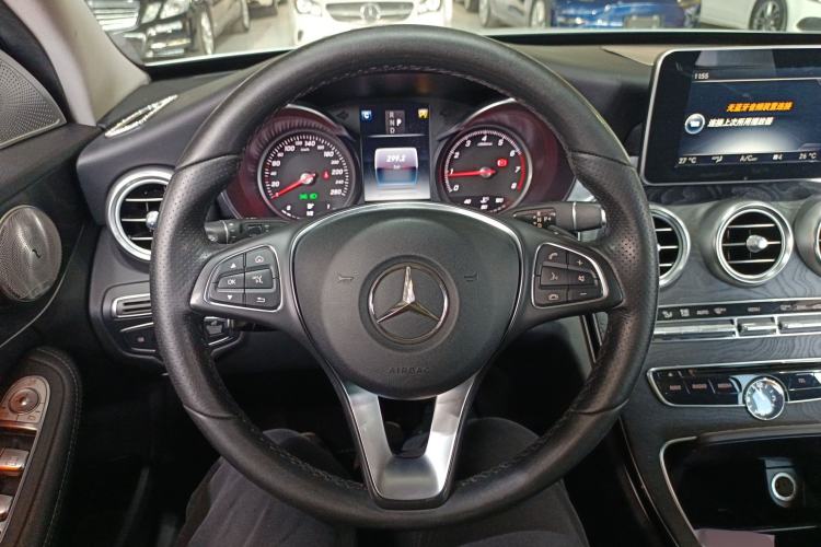 Used Mercedes-Benz C-Class 2017 Facelift C 180 Estate Steering Wheel