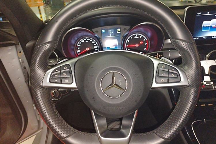 Used Mercedes-Benz C-Class 2017 Restyled C 200 Sport Edition Steering Wheel