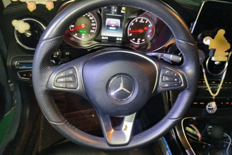 Used Mercedes-Benz C-Class 2017 Facelift C 200 L Sport Edition Steering Wheel
