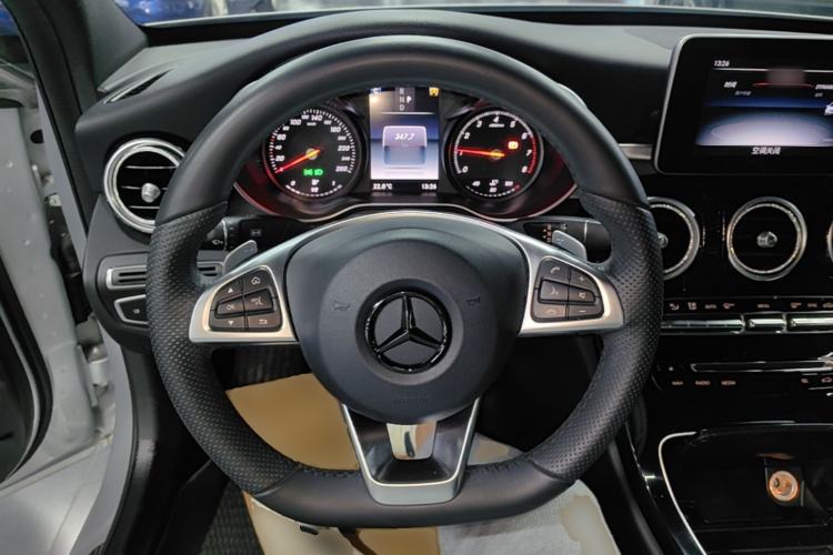 Used Mercedes-Benz C-Class 2017 Restyled C 200 Sport Edition Steering Wheel