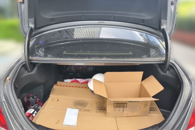 Used Mercedes-Benz C-Class 2017 Restyled C 180 L Fashion Edition Sport Version Trunk