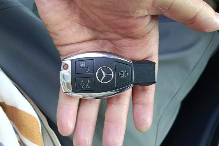 Used Mercedes-Benz C-Class 2017 C 180 L Sport Edition Vehicle Key
