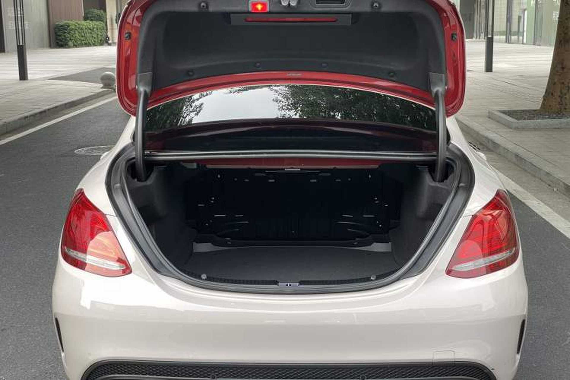 Used Mercedes-Benz C-Class 2017 Restyled C 200 Sport Edition Trunk