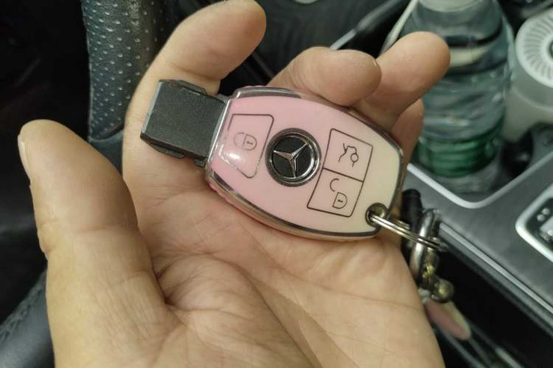 Used Mercedes-Benz C-Class 2017 Facelift C 200 L Sport Edition Vehicle Key