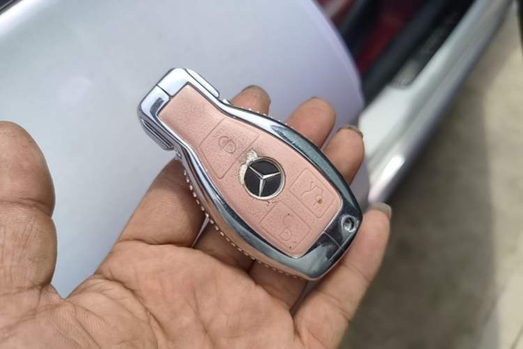 Used Mercedes-Benz C-Class 2017 Restyled C 200 Sport Edition Vehicle Key