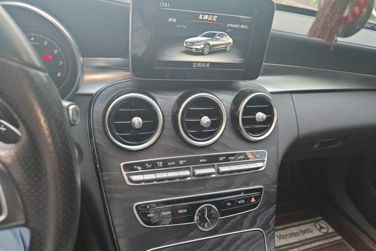Used Mercedes-Benz C-Class 2017 Facelift C 200 L Sport Edition Audio And AC Panel