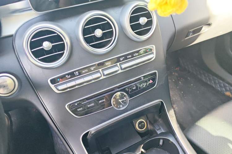 Used Mercedes-Benz C-Class 2017 C 180 Estate Audio And AC Panel
