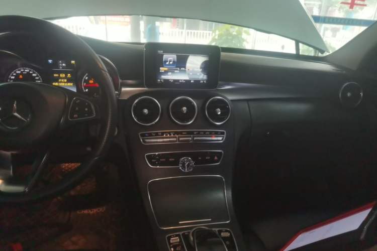 Used Mercedes-Benz C-Class 2017 C 200 L Sport Edition Audio And AC Panel