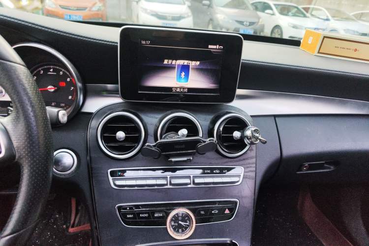 Used Mercedes-Benz C-Class 2017 Facelift C 200 L Sport Edition Audio And AC Panel