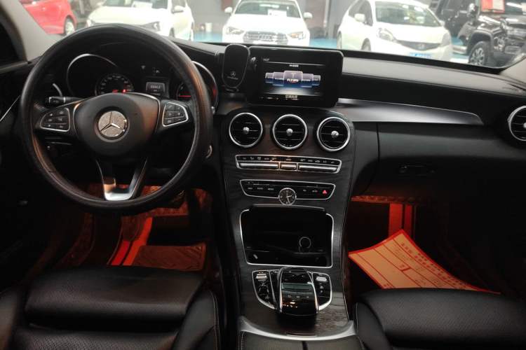 Used Mercedes-Benz C-Class 2017 C 200 L Sport Edition Audio And AC Panel