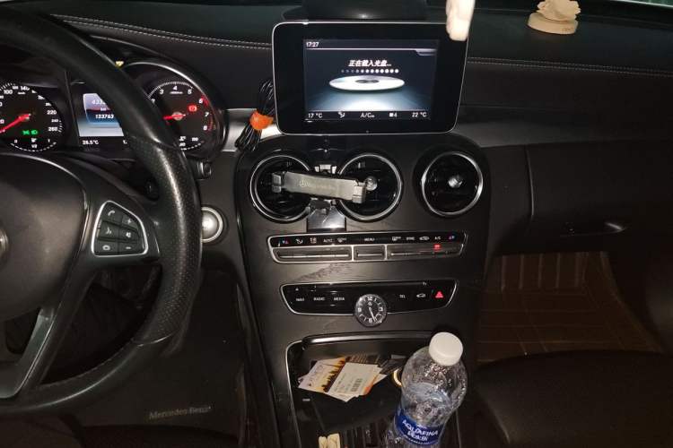 Used Mercedes-Benz C-Class 2017 Facelift C 200 L Sport Edition Audio And AC Panel