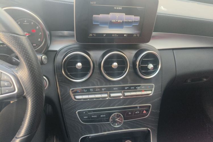 Used Mercedes-Benz C-Class 2017 Facelift C 200 L Sport Edition Audio And AC Panel