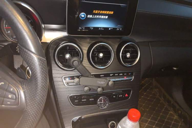 Used Mercedes-Benz C-Class 2017 C 180 L Sport Edition Audio And AC Panel