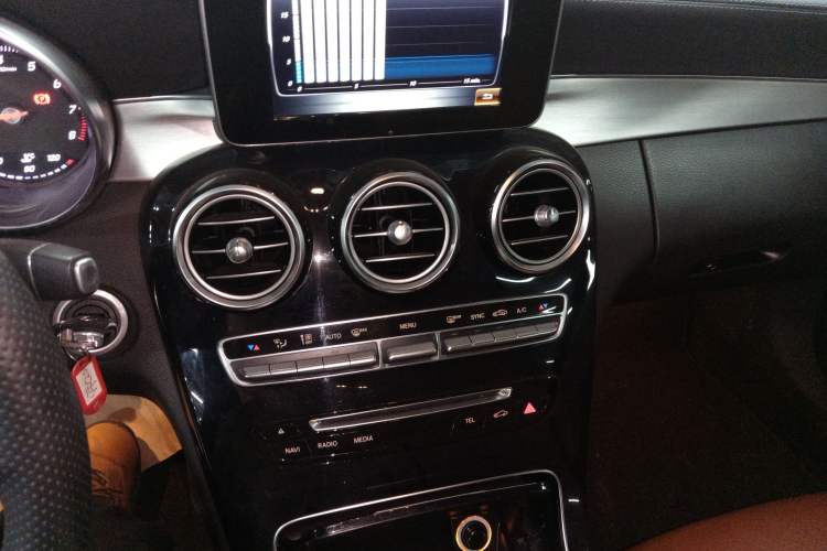 Used Mercedes-Benz C-Class 2017 C 200 Coupe Audio And AC Panel
