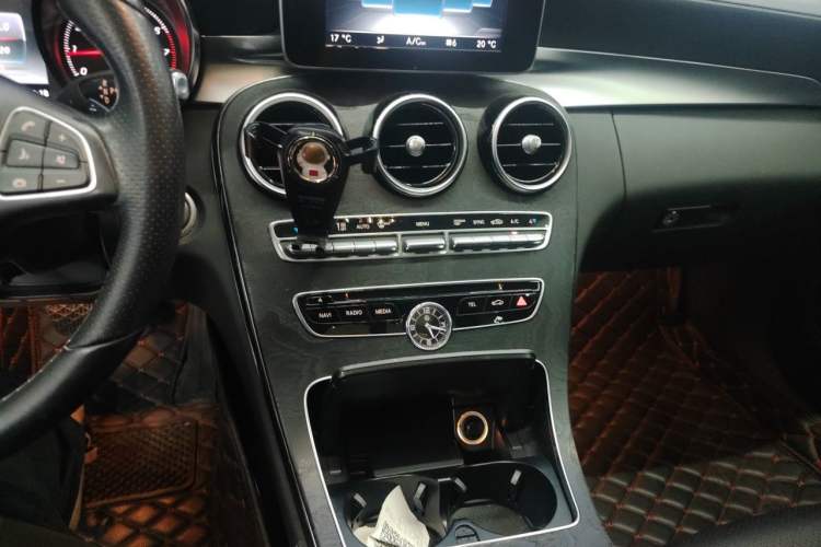 Used Mercedes-Benz C-Class 2017 Facelift C 200 L Sport Edition Audio And AC Panel