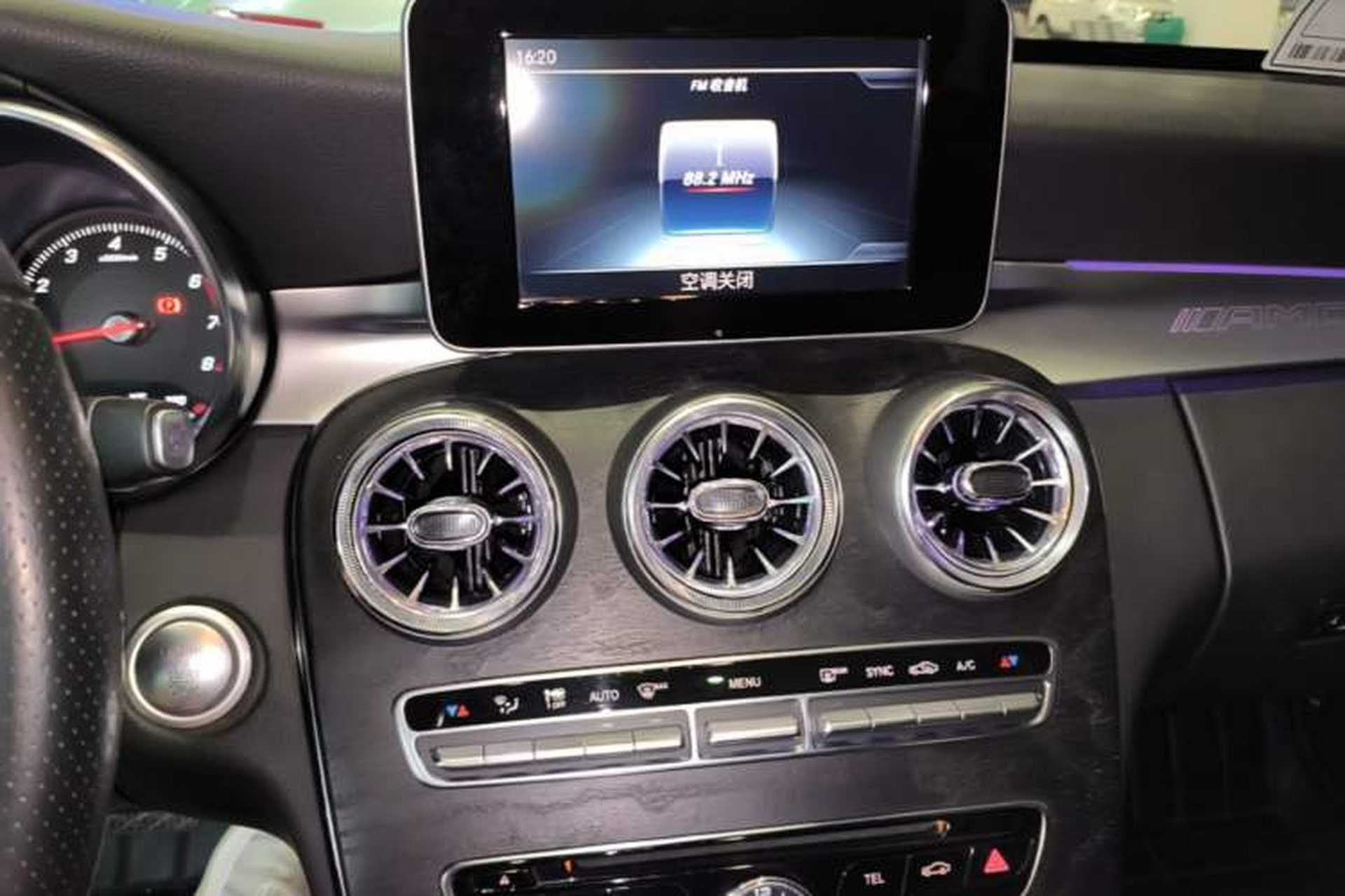 Used Mercedes-Benz C-Class 2017 C 200 station wagon Audio And AC Panel
