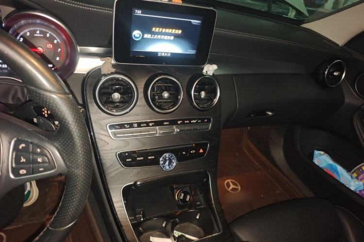 Used Mercedes-Benz C-Class 2017 Facelift C 200 L Sport Edition Audio And AC Panel